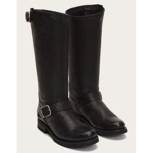 FRYE black leather Veronica Slouch riding boots 6
